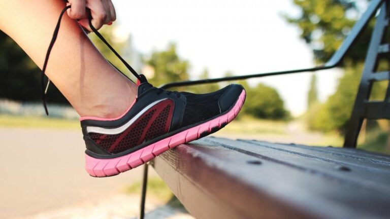 Voddler.co.uk Guide to Foot Health - Common Foot Problems, Daily Care and the Right Footwear